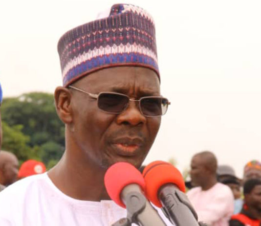 Nasarawa governor flags-off sale of dry season fertiliser