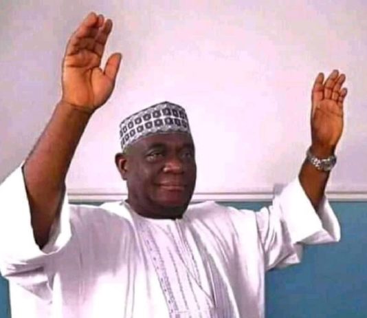 Senate adjourns plenary to mourn Ignatius Longjan