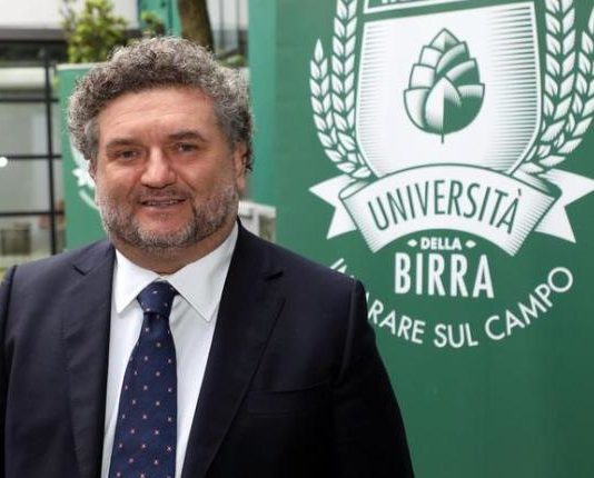 Minister tests positive for coronavirus in Italy