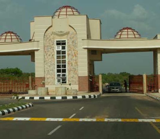 Kwara removes Saraki’s name from state varsity