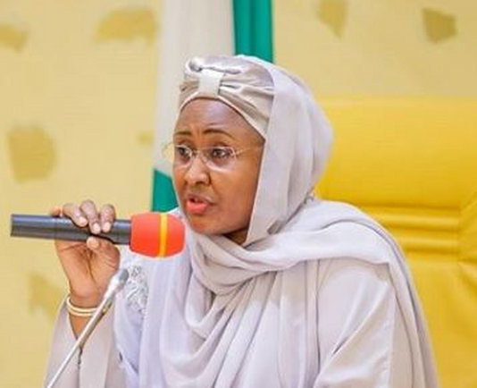 Aisha Buhari donates 16 trailers of food items, PPEs to Kano
