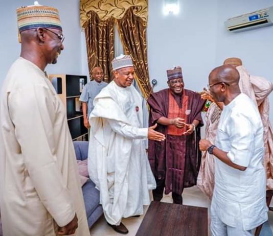 Northern governors felicitate with APC chairman Oshiomhole at 68