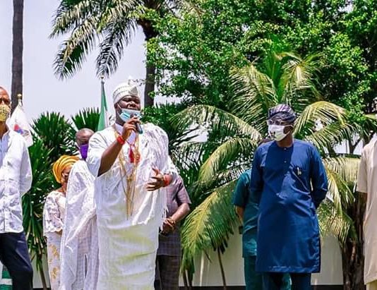 Ooni Presents 3 Motorized Fumigators to Lagos Govt