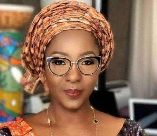 Kwara first lady distributes palliatives to the less-privileged, vulnerable in Ilorin