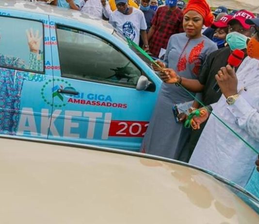 Ondo 2020: Governor Akeredolu performs presentation of 30 ‘Ibi Giga’ Ambassadors’ vehicles to coordinators