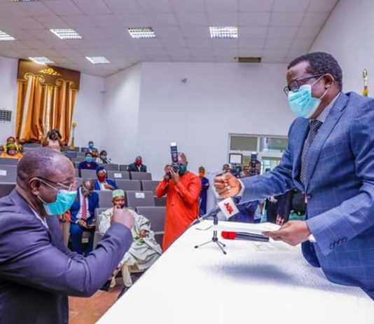 Governor Lalong swears in Plateau state customary Court of Appeal acting president