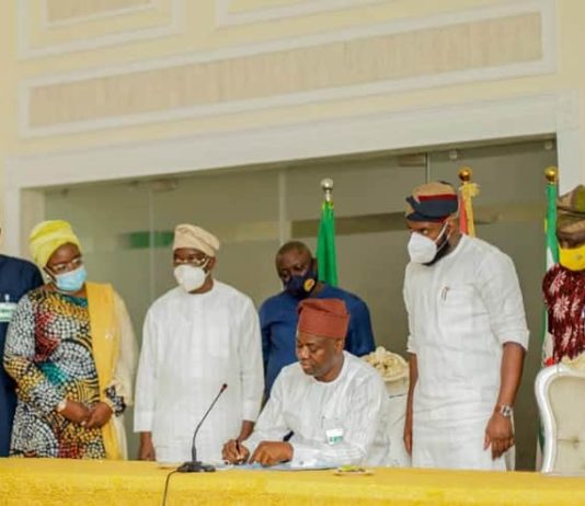 Gov Makinde Signs Reviewed 2020 Budget Appropriation into Law