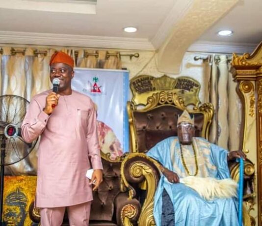 Makinde visits Olubadan, promises to always accord respect to traditional rulers