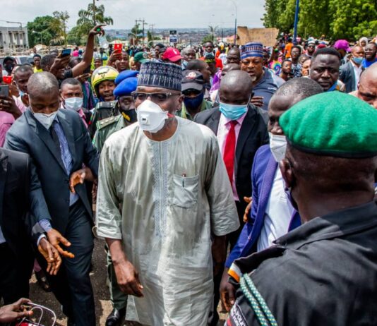 Governor AbdulRazaq walks with #EndSARs protesters, urges calm
