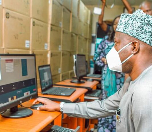 Oyo kickstarts first phase of e-governance, as gov inaugurates 1,108 computer systems