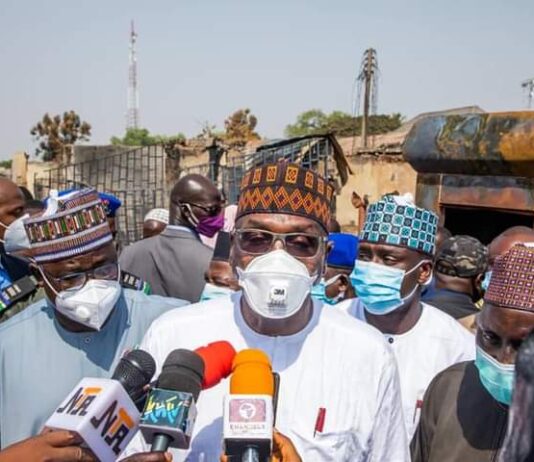 Kwara Gov visits Jebba, rues damages to properties