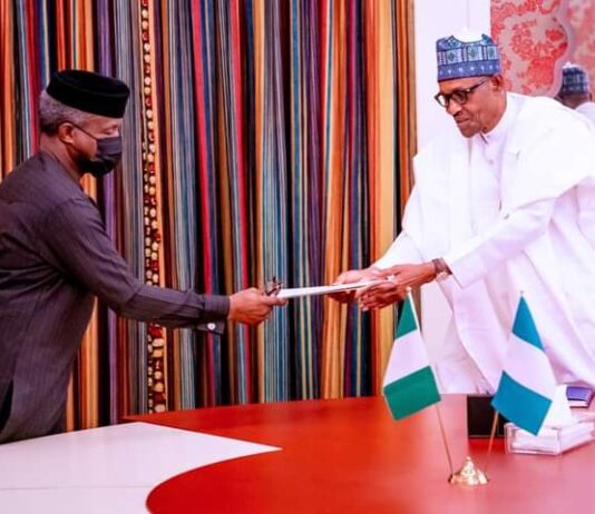 President Buhari gets Economic Sustainability Plan progress report from Osinbajo