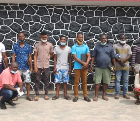 EFCC Arrests 10 For Alleged Internet Fraud In Lagos