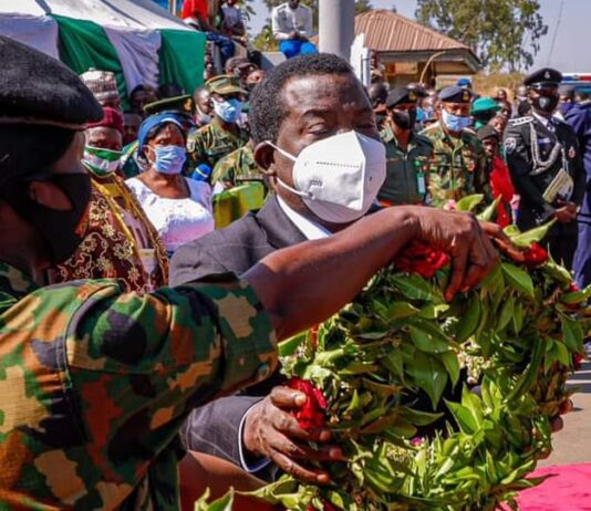 Governor Lalong urges citizens to encourage the Armed Forces