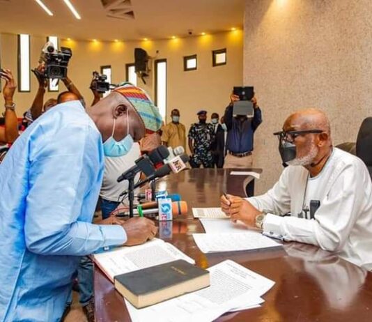 Gov Akeredolu swears in Chief of Staff