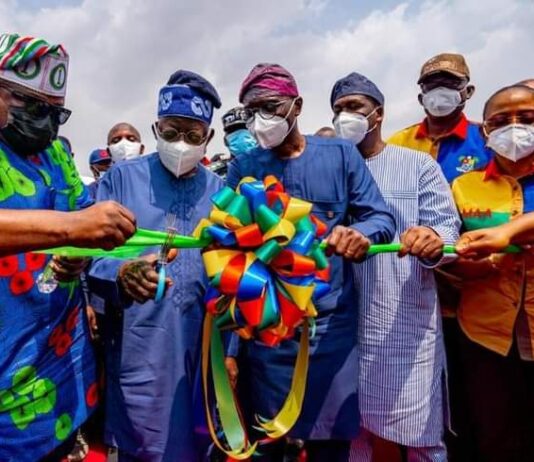 Governor Sanwo-Olu commissions Pen Cinema flyover