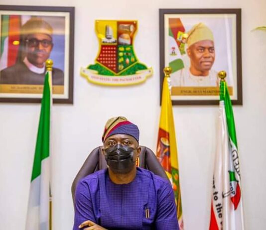 Governor Makinde donates Fire-Truck to Ibadan Airport
