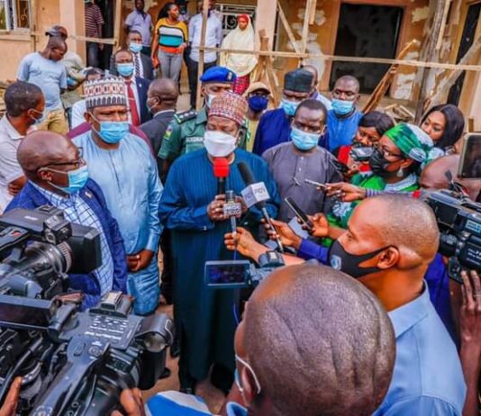 Governor Lalong inspects reconstruction of NUJ centre, promises to commission in June