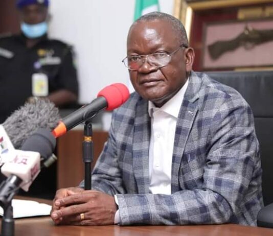 Gov Ortom disbands illegal vigilante in Benue