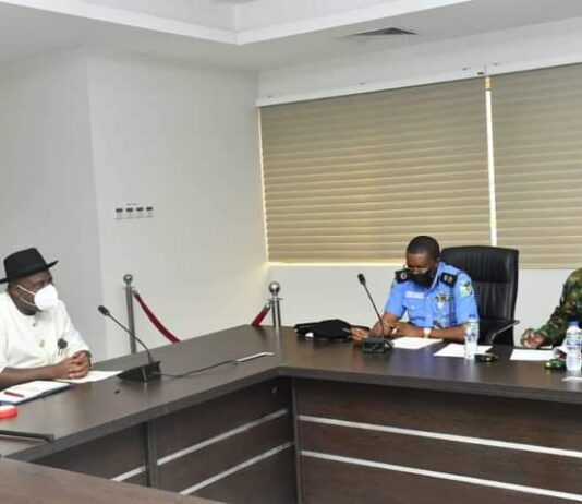 Gov. Diri Donates Operational Vehicles To Security Agencies