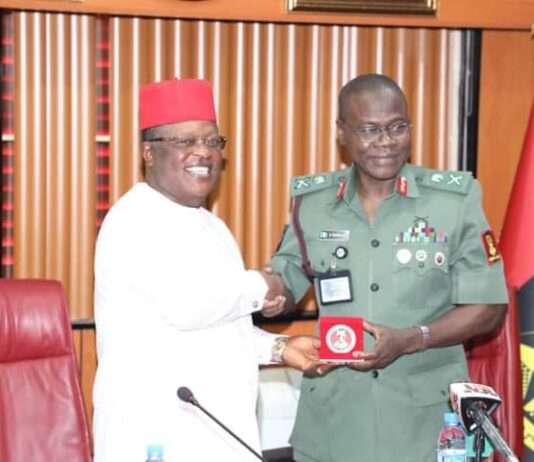 Governor Umahi congratulates COAS, advocates support for the Nigerian Army