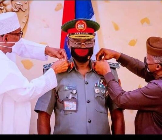 President Buhari decorates COAS with rank of Lieutenant General