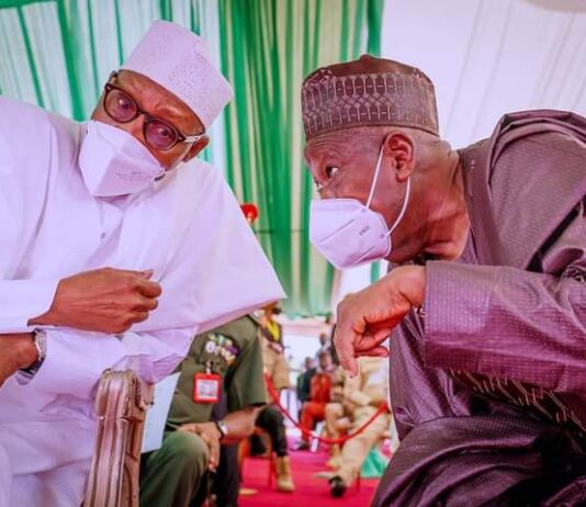 President Buhari commends Ganduje, stresses on completing projects