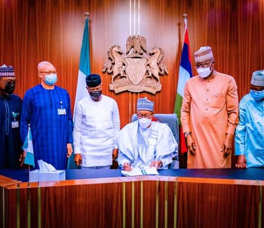 President Buhari signs N982Bn supplementary 2021 budget, commends National Assembly for expeditious consideration