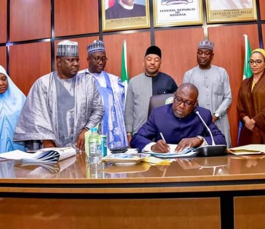 Niger Gov assents to laws establishing Agency for Motor Vehicle Administration, Agency for Traffic Management