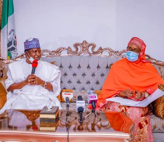 Governor Lalong receives relief materials for victims of Plateau attacks from FG