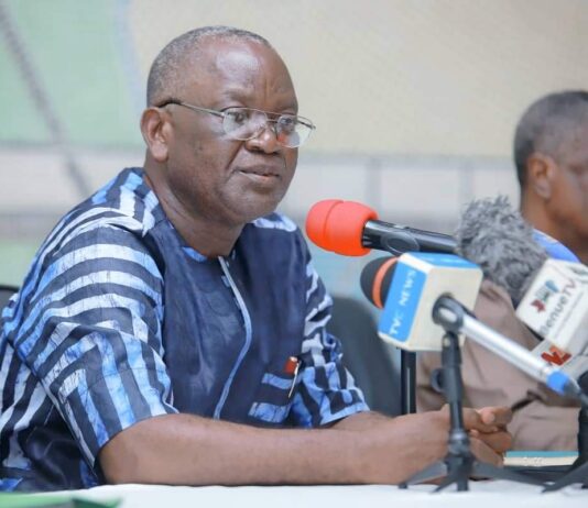 Ortom takes steps against padding of primary school teachers salaries