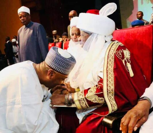 26th Coronation anniversary: Saraki felicitates Emir of Ilorin
