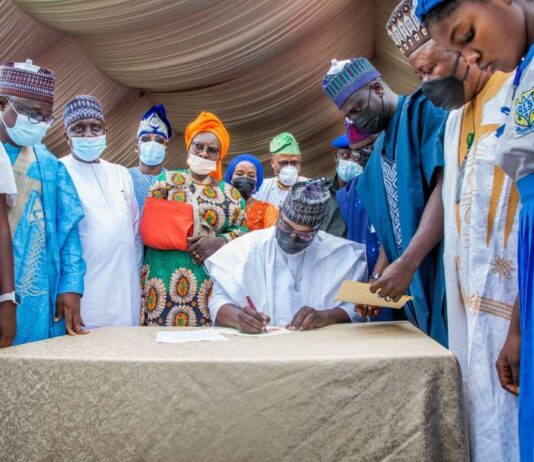 Kwara Gov sets a new record, signs bill mainstreaming 35% gender inclusion