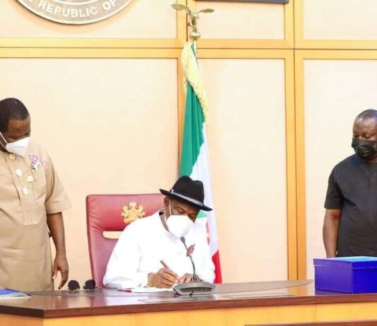 Wike signs 2022 budget of N483.1Bn into law
