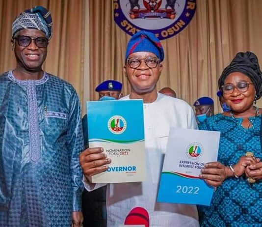 Osun 2022: Oyetola formally receives expression of intention, nomination forms