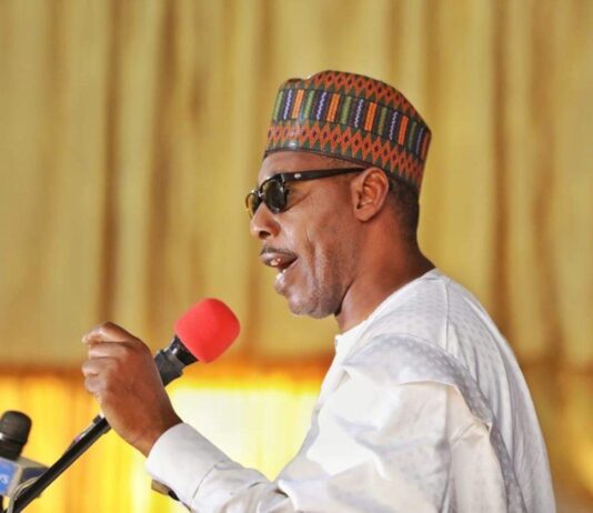 Zulum gives N100m business grant to 152 youths who renounced thuggery