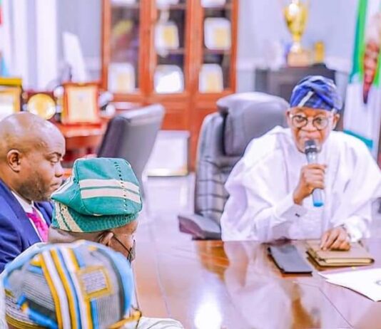 Management team of Fed. University of Health Sciences, Ila-Orangun visits Oyetola