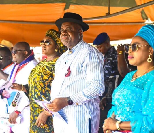 Gov. Diri Attends Funeral of Late Chief, Imomotimi Ebienfa