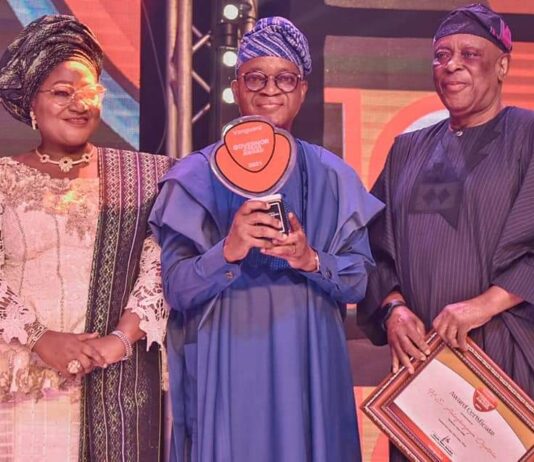 Oyetola bags Vanguard 2021 ‘Governor of The Year Award’ for Good Governance