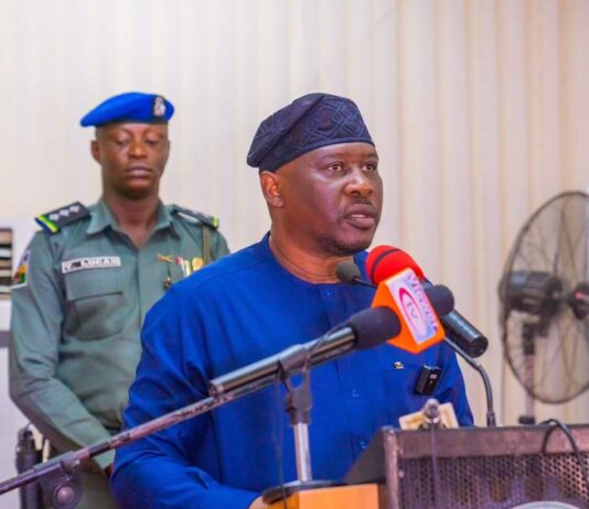 Gov Fintiri swears in 4 High Court Judges, 2 Khadis, and 2 Customary Court Judges