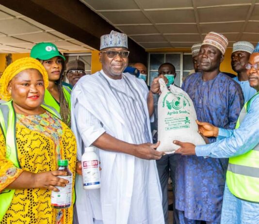 Abdulrazaq flags off fresh support for Kwara’s crop, livestock, fish farmers