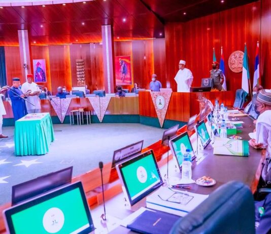 Serve the nation diligently, President Buhari charges newly appointed ministers