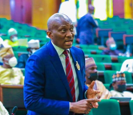 Insecurity: Reps Join Senators To Hand Buhari Six-Week Ultimatum, Threaten Impeachment