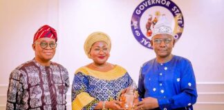 Osun First Lady Bags UK-based NGO Global Exemplary Leadership Award in Humanitarian Services