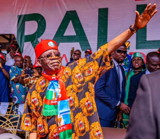 Tinubu speaks of return of economic prosperity at Calabar, Awka campaign rallies