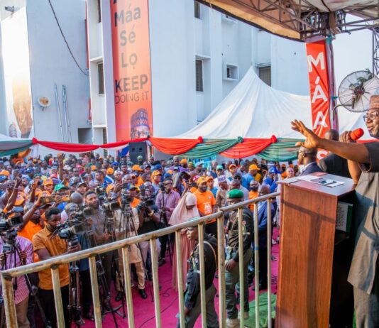 Touting achievements, AbdulRazaq inaugurates Kwara APC campaign council, upbeat about party’s victory