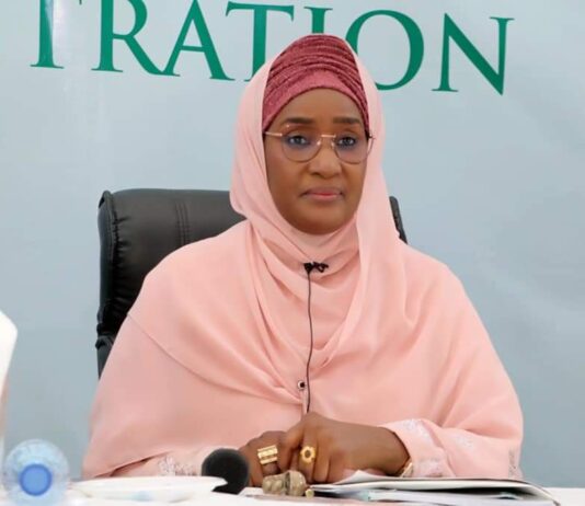 Humanitarian Ministry Donates Food Items to Victims of Maiduguri Monday Market Fire