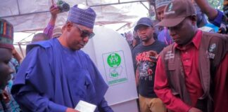 Elections: Zulum votes in Mafa, lauds smoothness of exercise