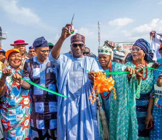 Governor AbdulRazaq commissions 11.16km Osi-Obbo-Aiyegunle Road