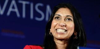 UK Home Office considers fitting migrants with electronic tags